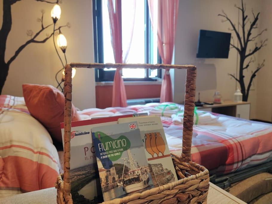 Apartmán Casa Degli Alberi Fiumicino Exteriér fotografie
